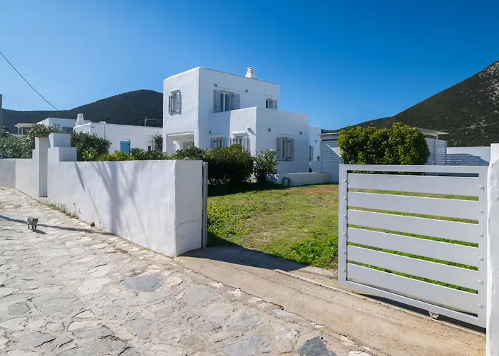 Sunny Sifnos * Απολλωνία