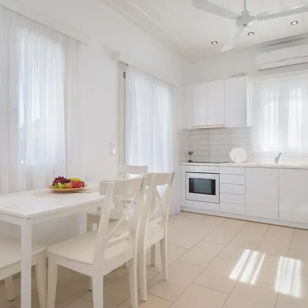 Sunny Sifnos Villa